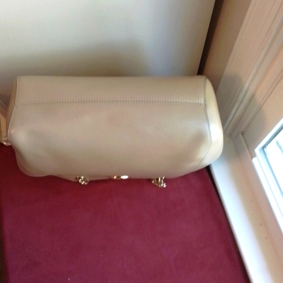 Michael Kors Blush Cream w/Gold Chains/Accents NEW🥰Excellent - Picture 4 of 10